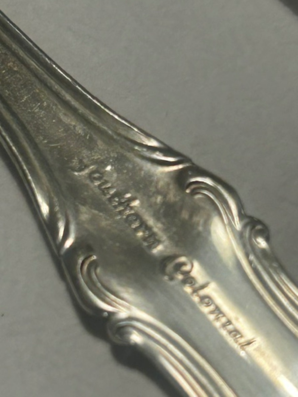 Southern Colonial Silverware - Picture 6 of 6